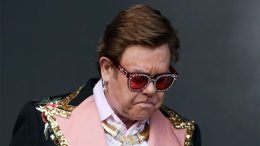 Elton John auctions off glasses